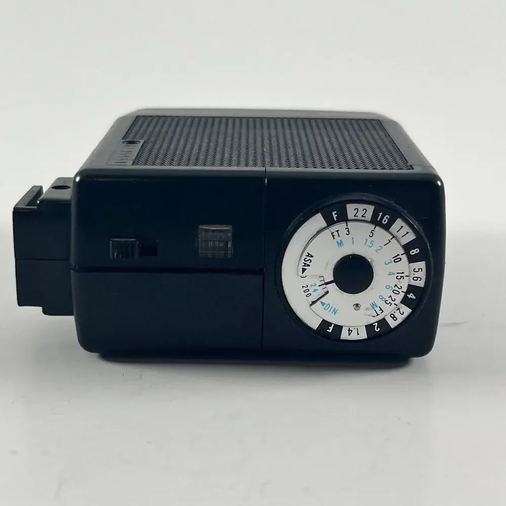 Vivitar 102 Camera Flash Vintage Electronic Hot Shoe 35mm